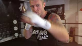 Online Master Course | Olympic Medallist Boxer - Tony Jeffries | Fit App landing page video screenshot 5