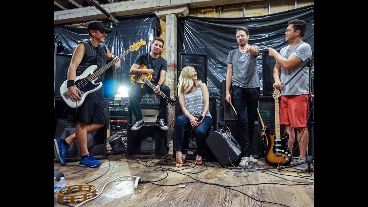 Vandelay Industries St. Louis Cover Band