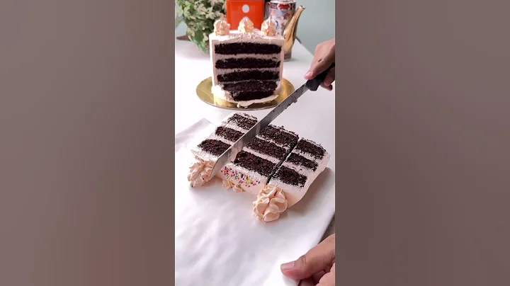 How to cut a tall cake? | #baking #howto #cake | Anaa's Baking Studio