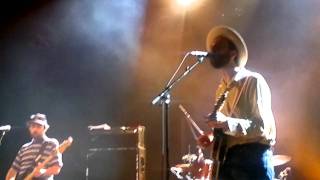 Herman Dune - Where is the man - Le Trianon - 9 juin 2011.mp4