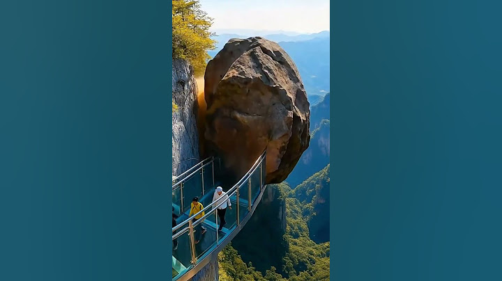 NO WAY! Cliffside Glass Walkway Crushed in Seconds! #GlassAdventure