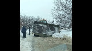 Прицеп перевернулся. Пробка на дорге Прицеп перевернулся. Пробка на дорге