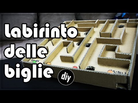 Come fare il LABIRINTO DELLE BIGLIE // Giochi con il CARTONE