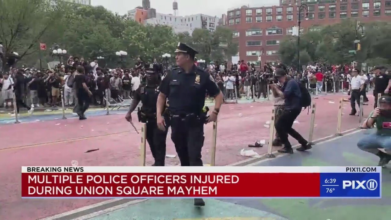 Mayhem breaks out in Union Square in Manhattan YouTube