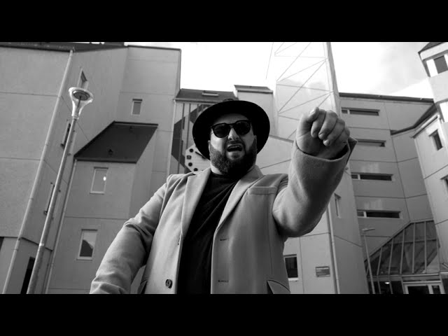 YouTube에서 FLOOZ - FREESTYLE ALPHA UN 보기 YouTube에서 FLOOZ - FREESTYLE ALPHA UN 보기