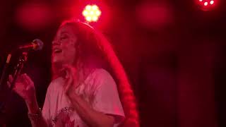 Amanda Marshall - Fall from Grace - live acoustic - London UK 2026