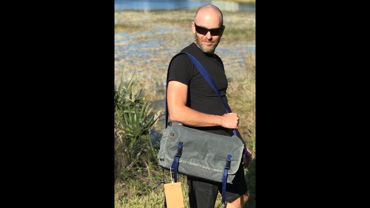 The Vyö messenger bag, DIY