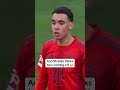  مولر يمازح موسيالا من أجل التبديل Shorts بايرن ميونخ  