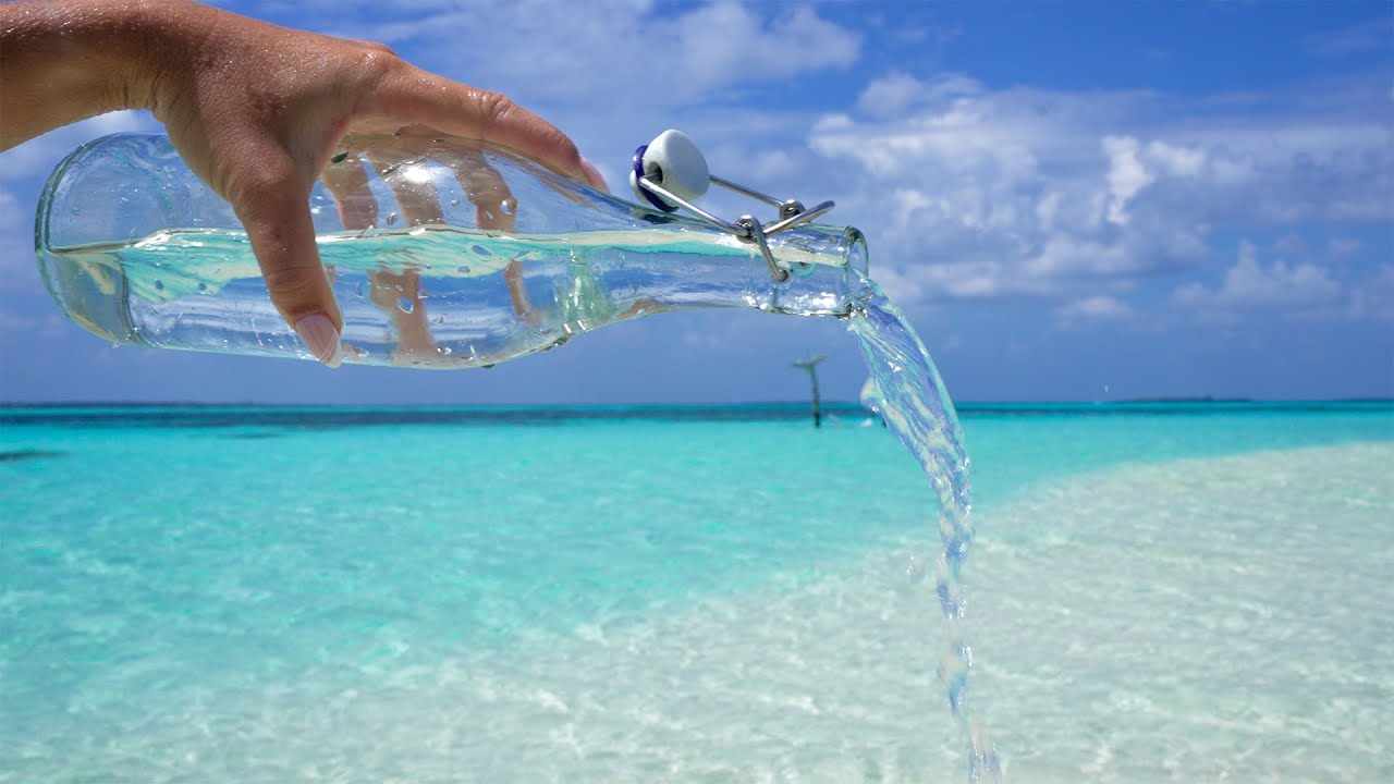 THIS is how clear the water is in the Maldives 😍 YouTube