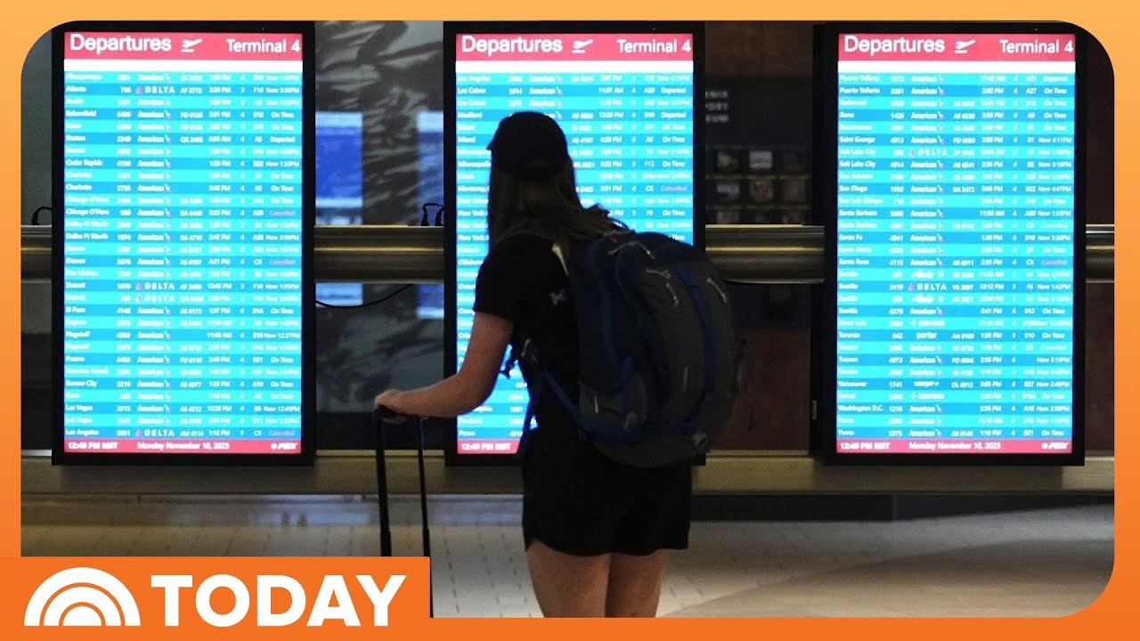 United Airlines Cancels Nearly 300 Flights as Shutdown Lingers On