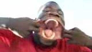 Bu Adamın Ağzının Ayarı Yok