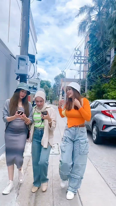 Tiktok BTS of Raysha Rizrose, Aprena Manrose & Nadiyah in Bangkok