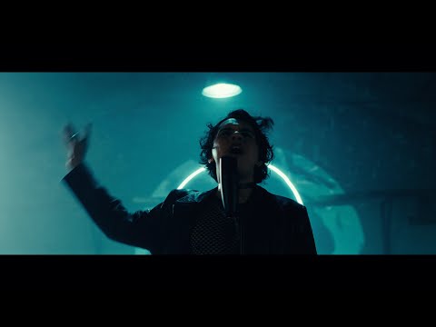 Aisles - Megalomania (Music Video - Band Version)