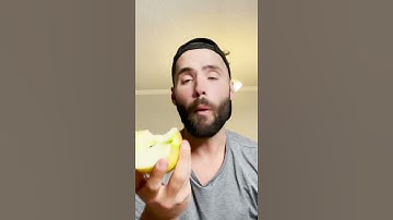 I LEARNED TO SPLIT AN APPLE WITH MY BARE HANDS.. #shorts