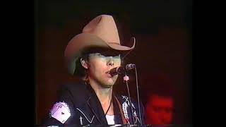 Video thumbnail of "Can't you hear me calling - Dwight Yoakam - live 1986"