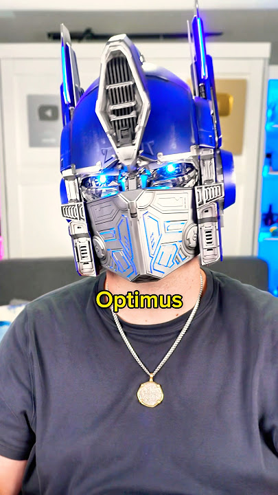 World’s Most Realistic OPTIMUS PRIME Helmet