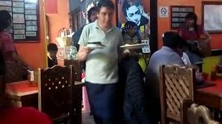 No Se Via Khe Luisito Comonica Vendria