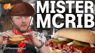 Form Fleisch: Sebastian räuchert McRib von McDonald‘s ganz ohne Feuer