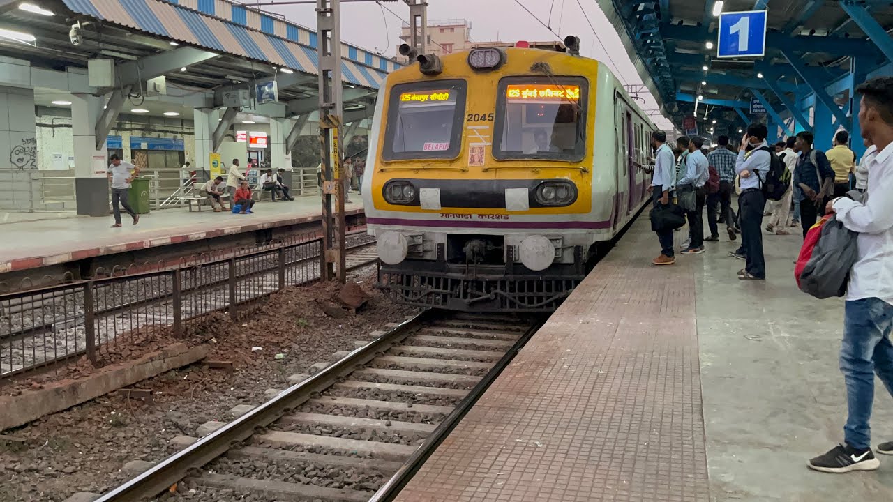 Mumbai Local Train  Sewri Railways Station