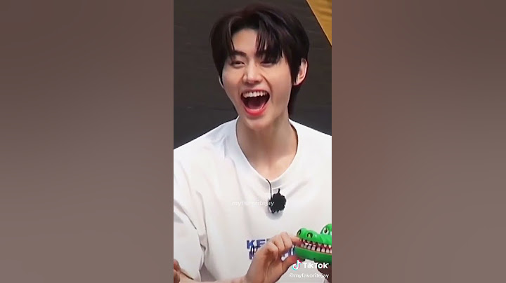 their reactions to the crocodile toy😂 i was surprised jay was calm🥺😂