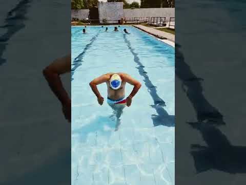 वीडियो: नग्न तैरने के 3 तरीके