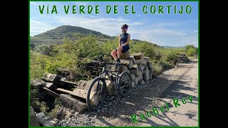Vía Verde de El Cortijo. Paisaje de ribera en un meandro del río Ebro.