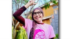 INONK - Teusangka Buaya (TSB) lagu sunda populer  - Durasi: 4:26. 