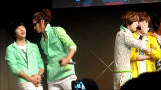 [Fancam] 110809 B1A4 Let's Fly Showcase in Singapore - Bling Girl (HD)