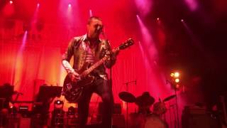 The Last Shadow Puppets - The Age Of Understatement live @ Les Nuits de Fourvière (Lyon / France)