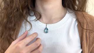 Vidéo: Collier pendentif Garel Topaze bleue et diamant brillant en or gris 18 Cts. 40 cm