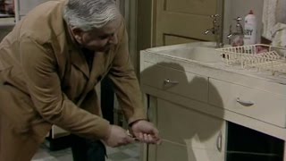 Open All Hours - s02e01 - Laundry Blues