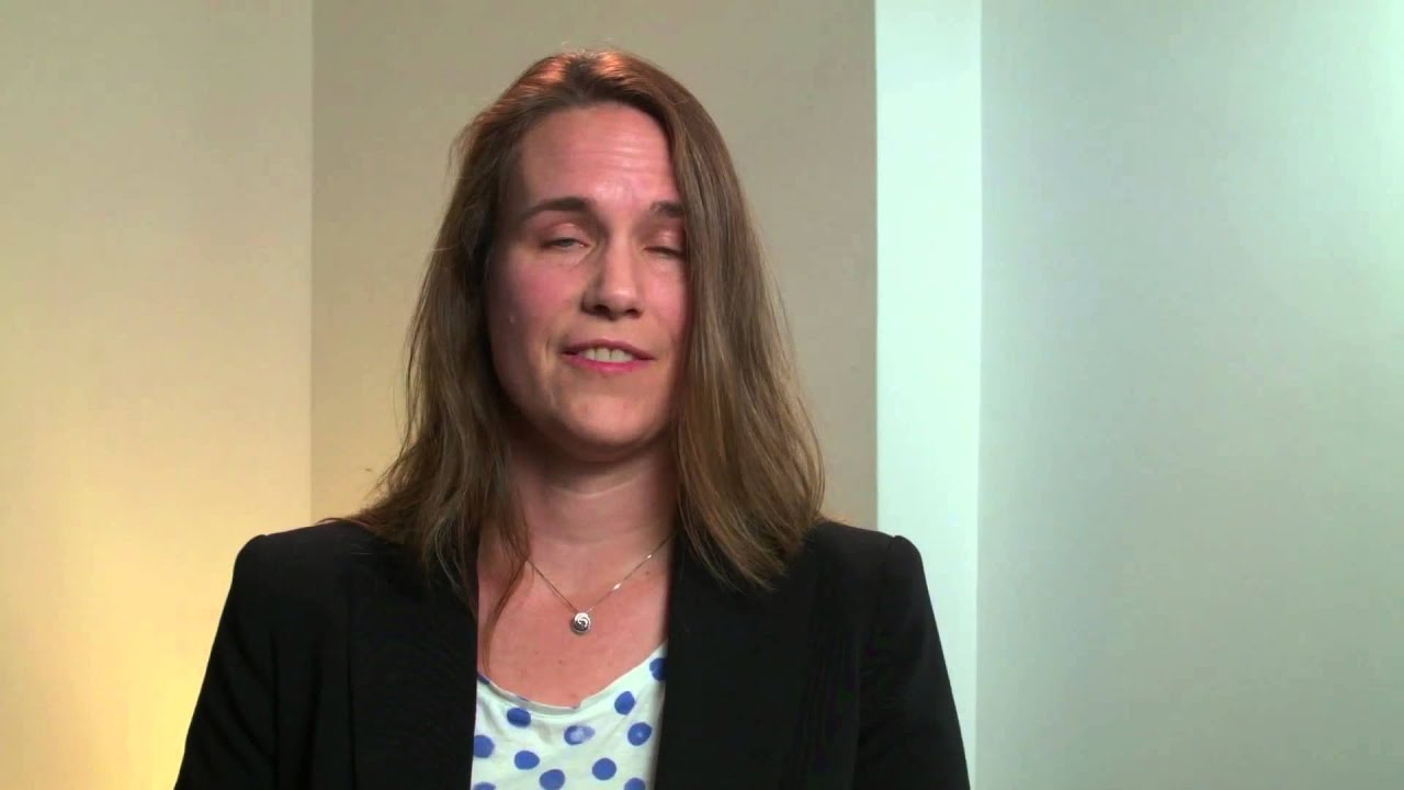 Harlequin Editors On   Rogue by Julie Kagawa The Talon Saga, Harlequin TEEN