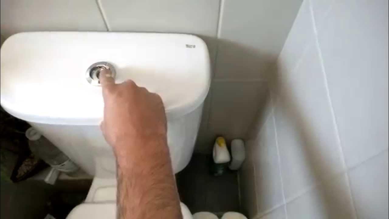 Remplacer la chasse d'eau des toilettes