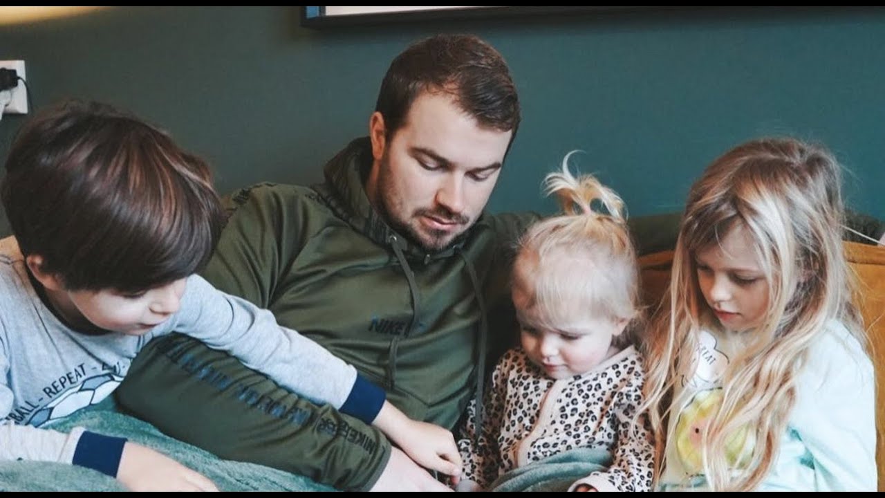 Ze hadden echt geen idee! Best surprise EVER 😻 // VLOG #122