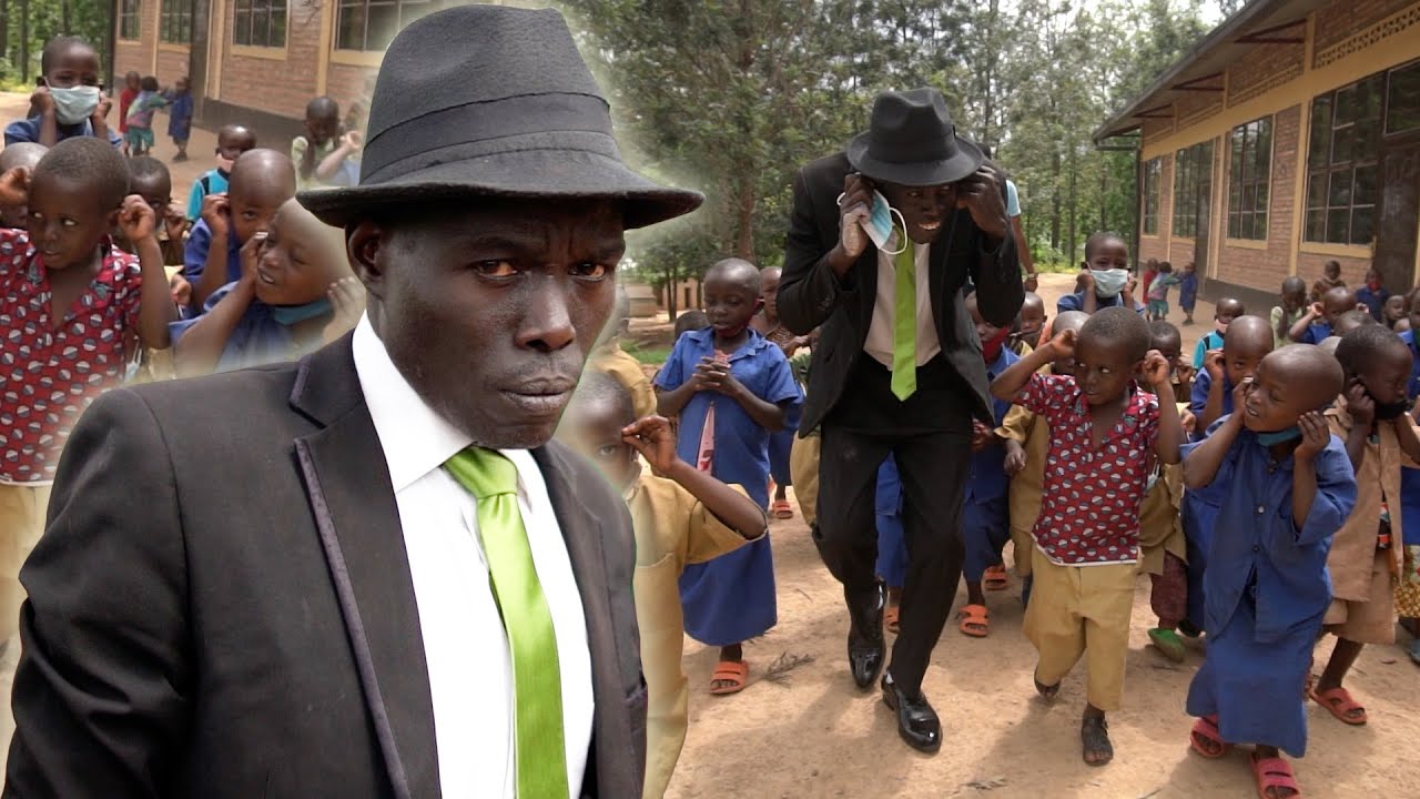 Wamugabo umaze imyaka 23 akina nabana ahinduriwe ubuzima burundu | ibyishimo biramurenze ararira