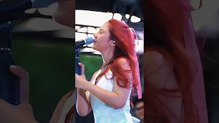 Suaranya Seperti Angin Yang Sejuk