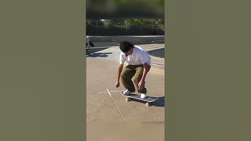 Art Cordova - Switch Hardflip vs Sewa Kroetkov in Dumb Data Game of Skate 4 Losers Finals