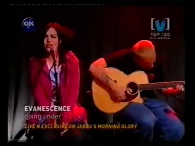 Evanescence Going under - live acoustic in Australia 2003 class=