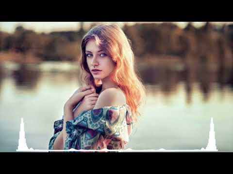 Sıla Şahin -