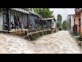 Heavy rain and thunderstorms hit the green and beautiful Heavy rain and thunderstorms hit the green and beautiful