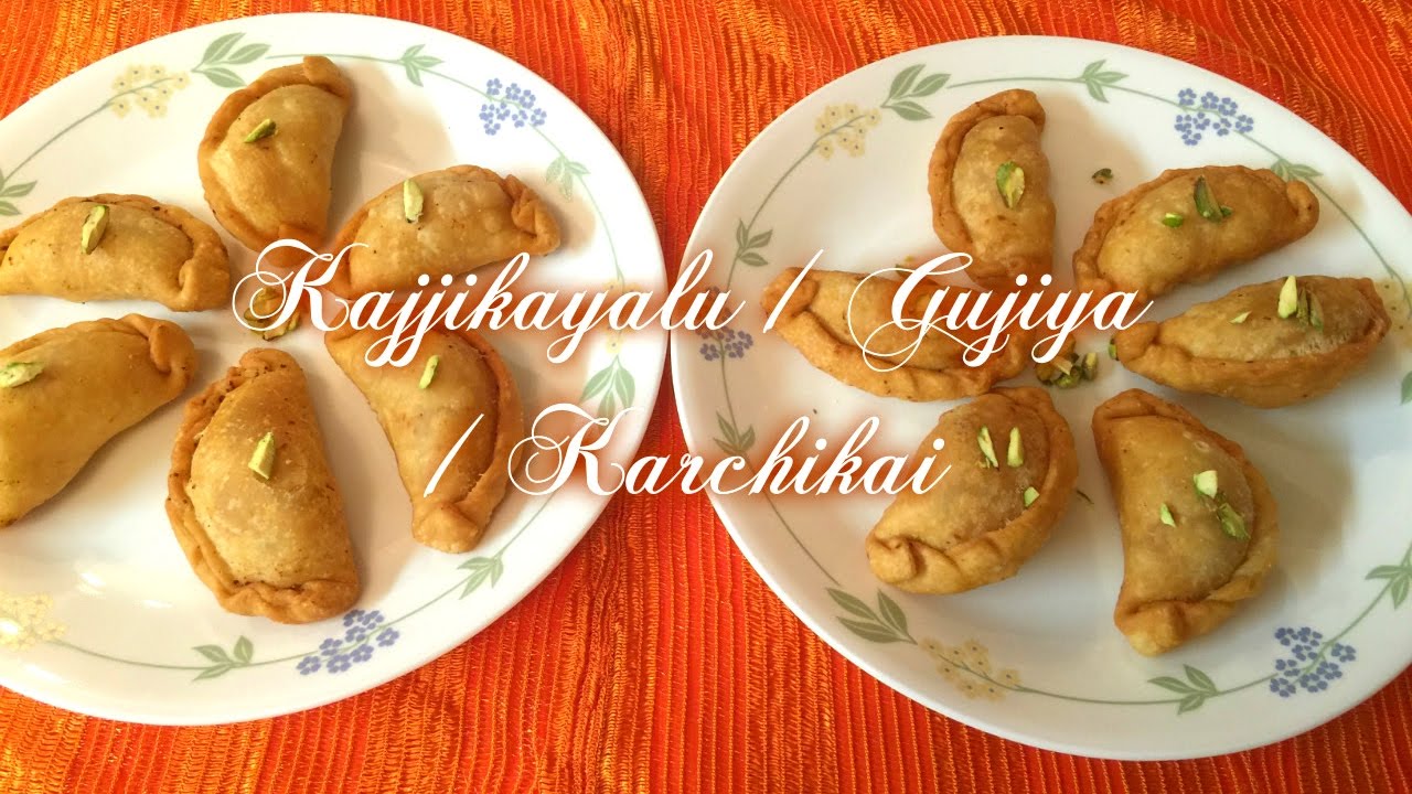 kajjikayalu Recipe / Gujiya Recipe / karanji Recipe / karchikai Recipe / Andhra style Kajjikayalu | Nagaharisha Indian Food Recipes