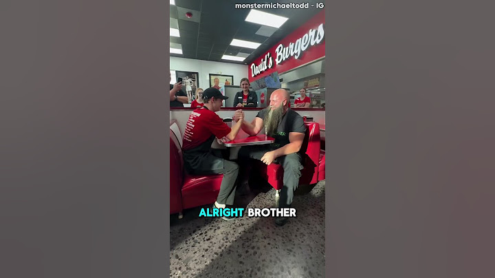 Big Mistake in Arm Wrestling 🤦‍♂️ (@monstermichaeltodd - IG)
