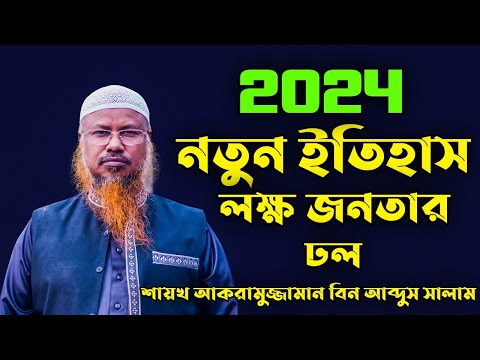 Seksual qiz kamera videosi oldida yechinmoqda