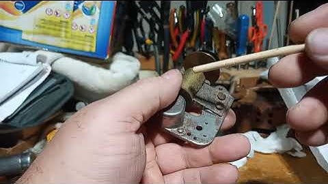 Discussing music boxes for cuckoo clocks.  Also difference in wheels and pinion gears for clocks.