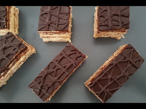 recette-du-gâteau-sans-gluten-à-la-crème-au-beurre-,-biscuit-noisette-et-ganache-chocolat-noir
