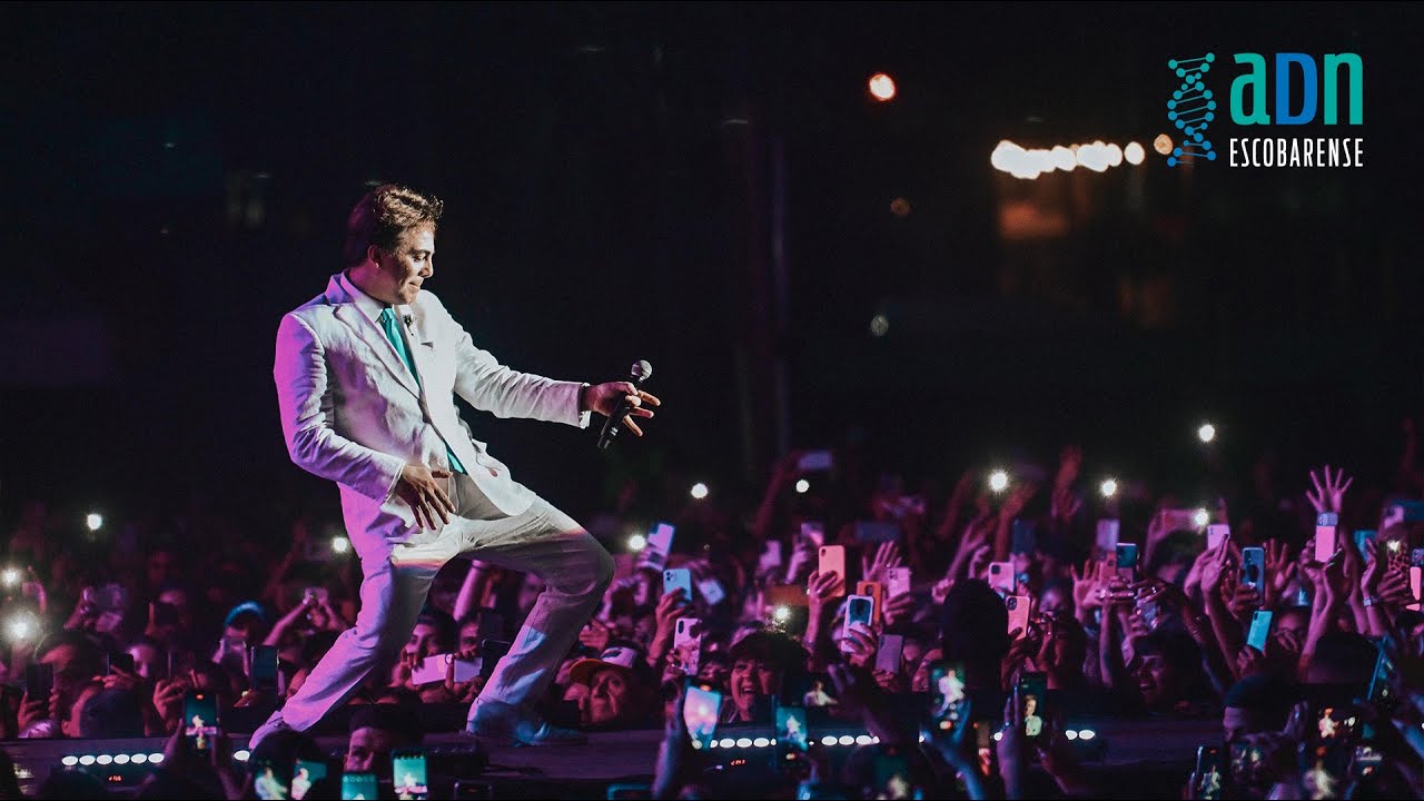 Cristian Castro cautivó a Escobar en el cierre de la 60º Fiesta Nacional de la Flor