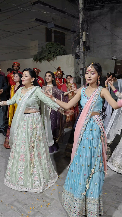 Mere Yaar Ki Shadi Hai I Wedding I Sister's Dance💃 I #shorts #ytviralshorts