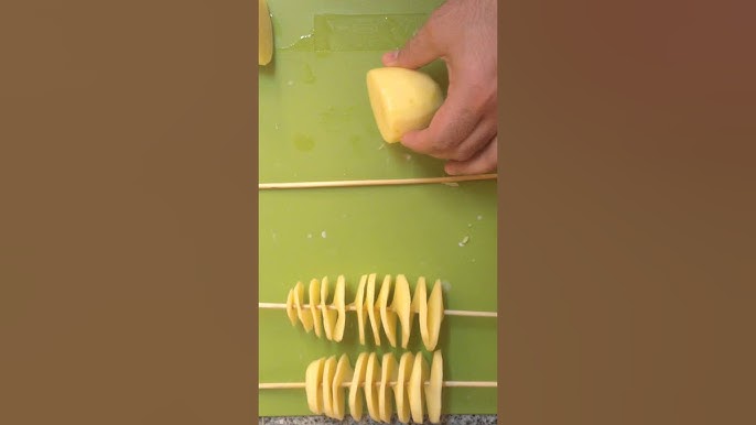 Manual Spiral Potato Slicer with Presto 4 Spits Potato Twister Hand Tool  Wbb15891 - China Potato Slicer and Potato Spiral price
