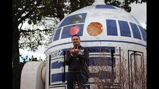 PRAGA - Il robottino di Guerre Stellari, C1-P8, aka R2-D2