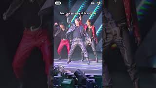 Trio SKY ketawa krn #Chanyeol teriak Suho Hyung hbd 😂 #Sehun #kai #suho #엑소 #세훈 #수호 #카이 #fyp #shorts